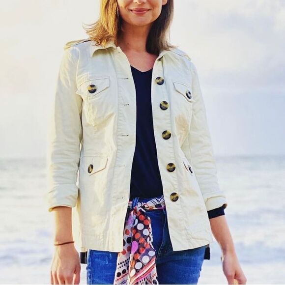 🧥CAbi Kenya Safari Off-White Jacket/Coat NWOT Size M - Picture 1 of 13